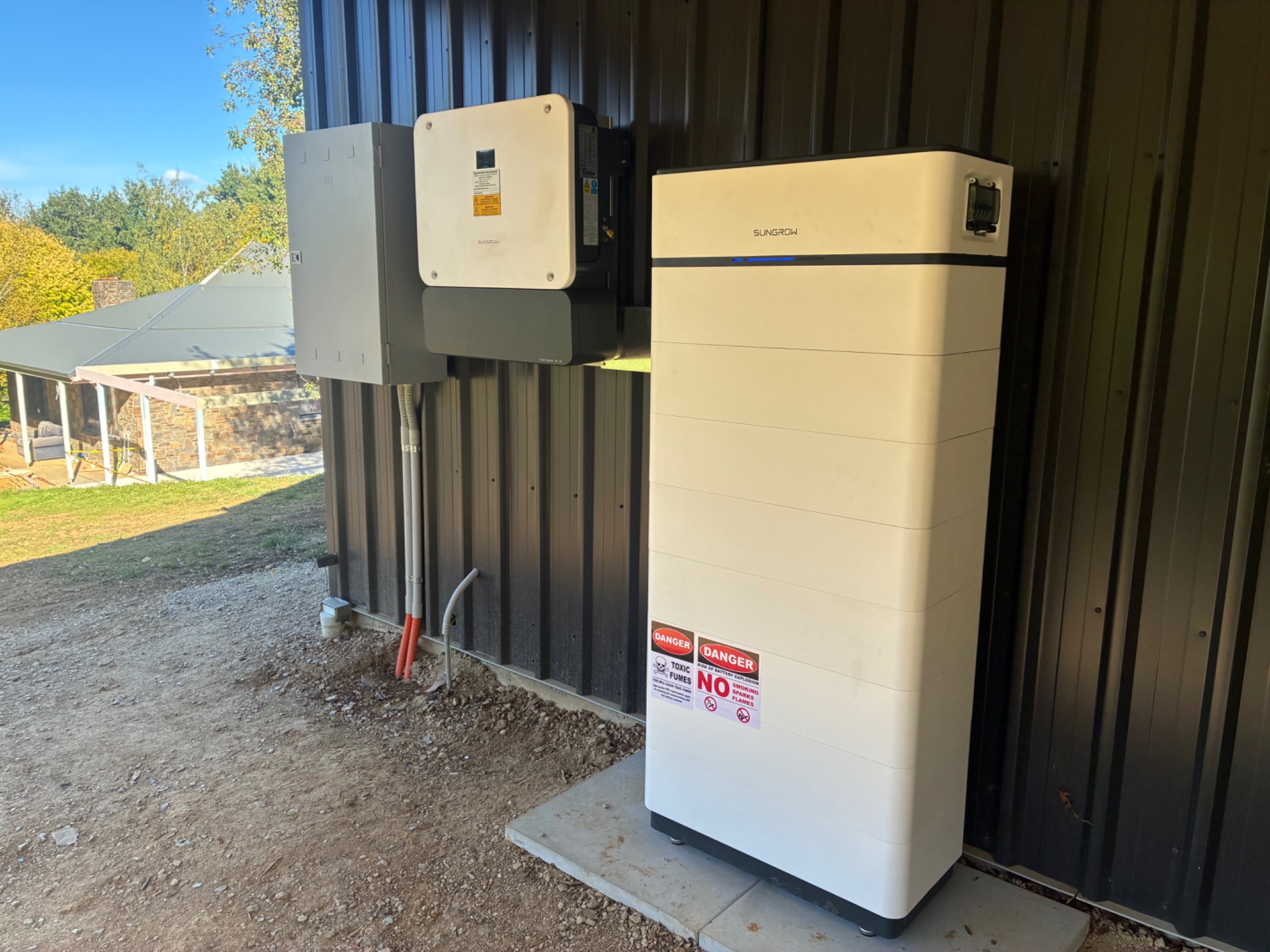 Sungrow battery and inverter installation